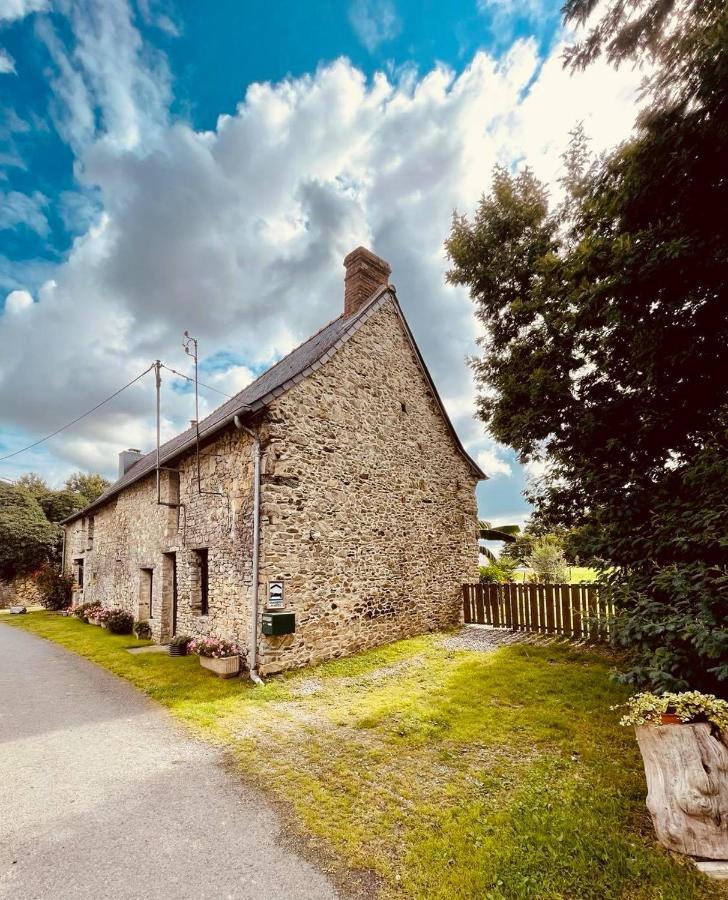 Hotel Le Boulay Guichen Esterno foto